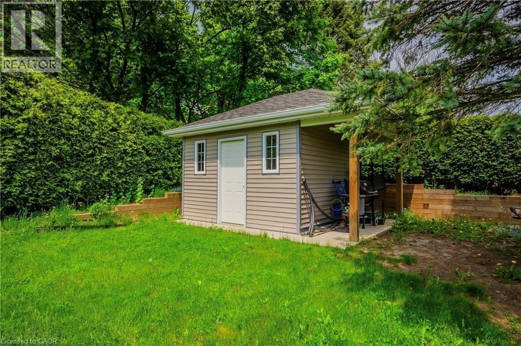 132 Trussler Road, Kitchener, ON - Outdoor