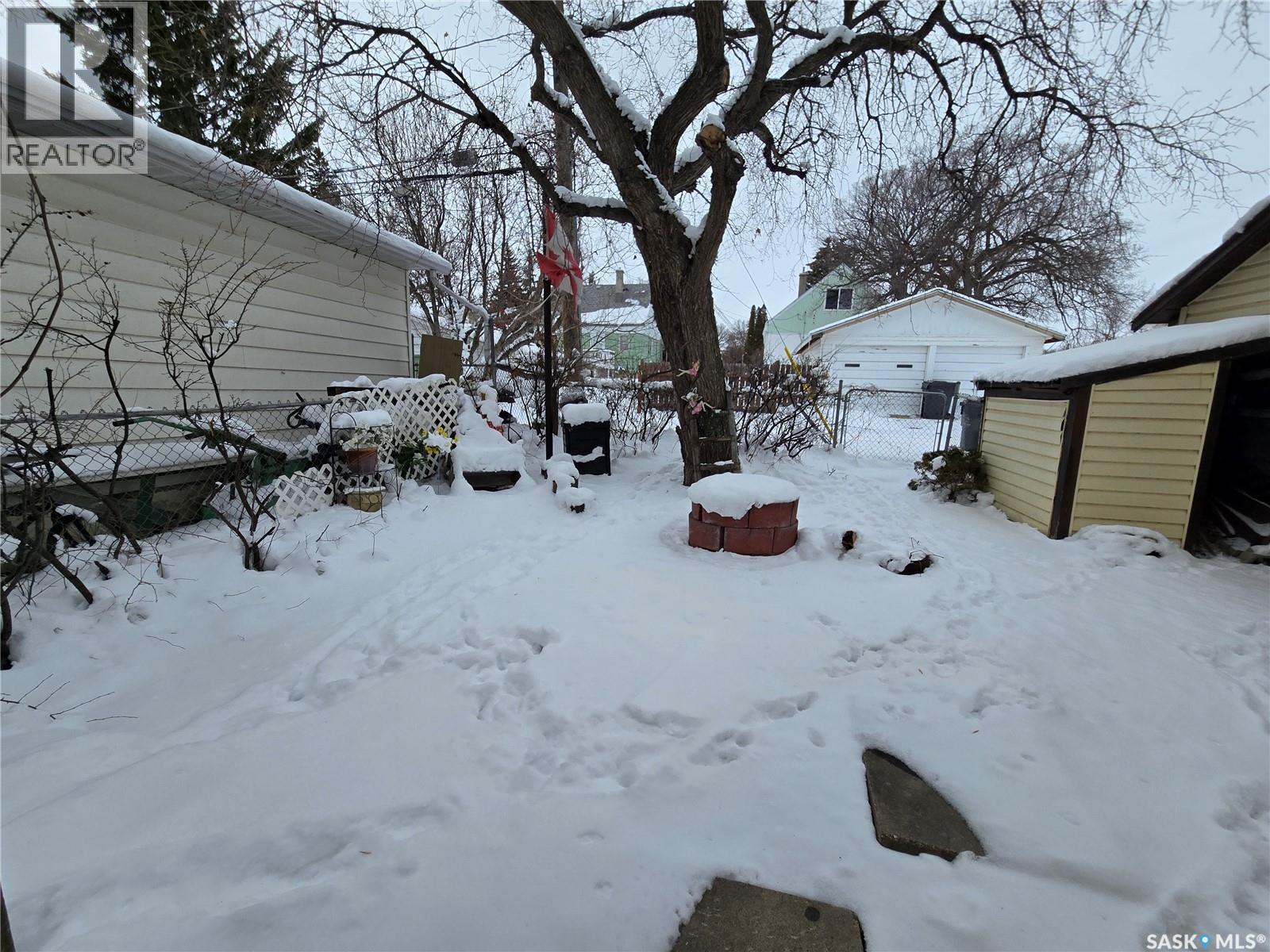 676 3Rd Avenue Ne, Swift Current, SK - Outdoor