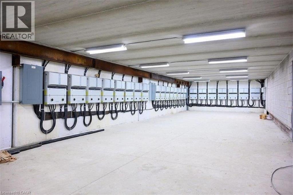 97 5Th Concession E, Hamilton, ON