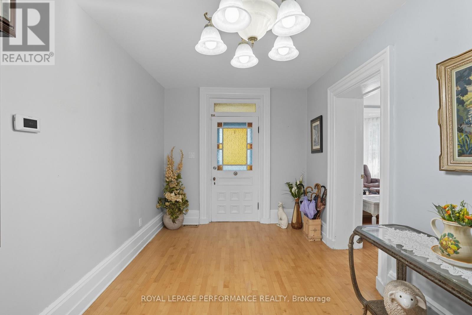 8 John Street, Champlain, ON - Indoor Photo Showing Other Room