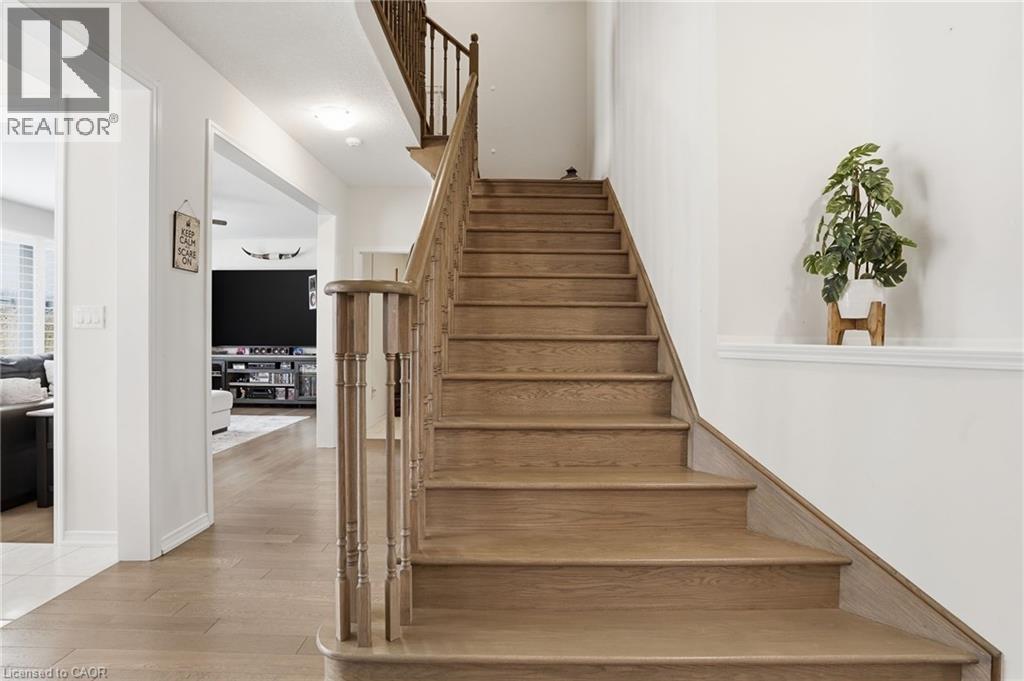 62 Esther Crescent, Thorold, ON - Indoor Photo Showing Other Room