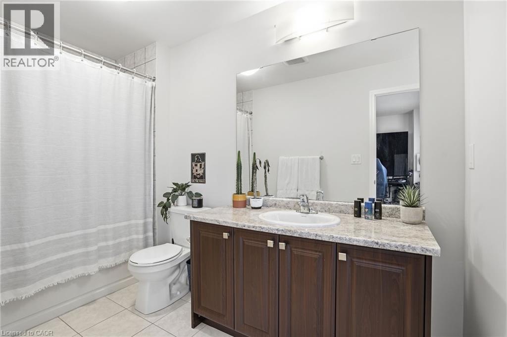 62 Esther Crescent, Thorold, ON - Indoor Photo Showing Bathroom
