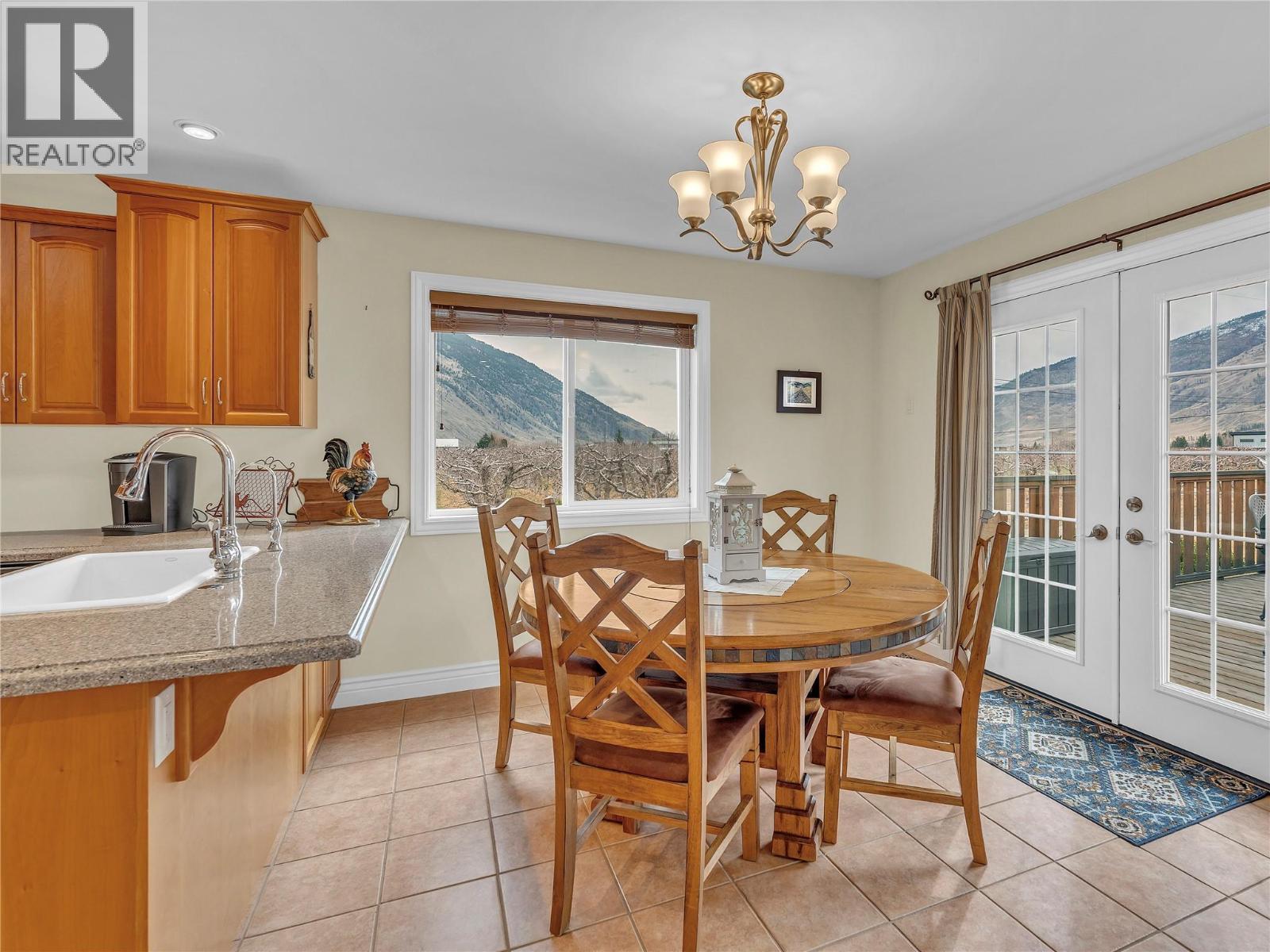 2120 Ritchie Drive, Cawston, BC