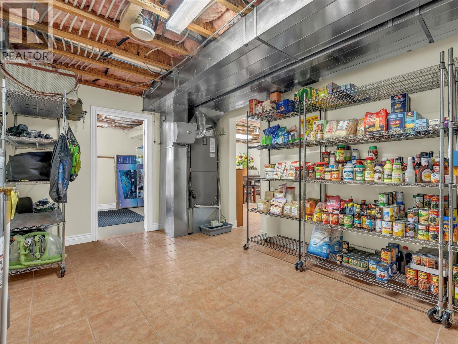 2120 Ritchie Drive, Cawston, BC