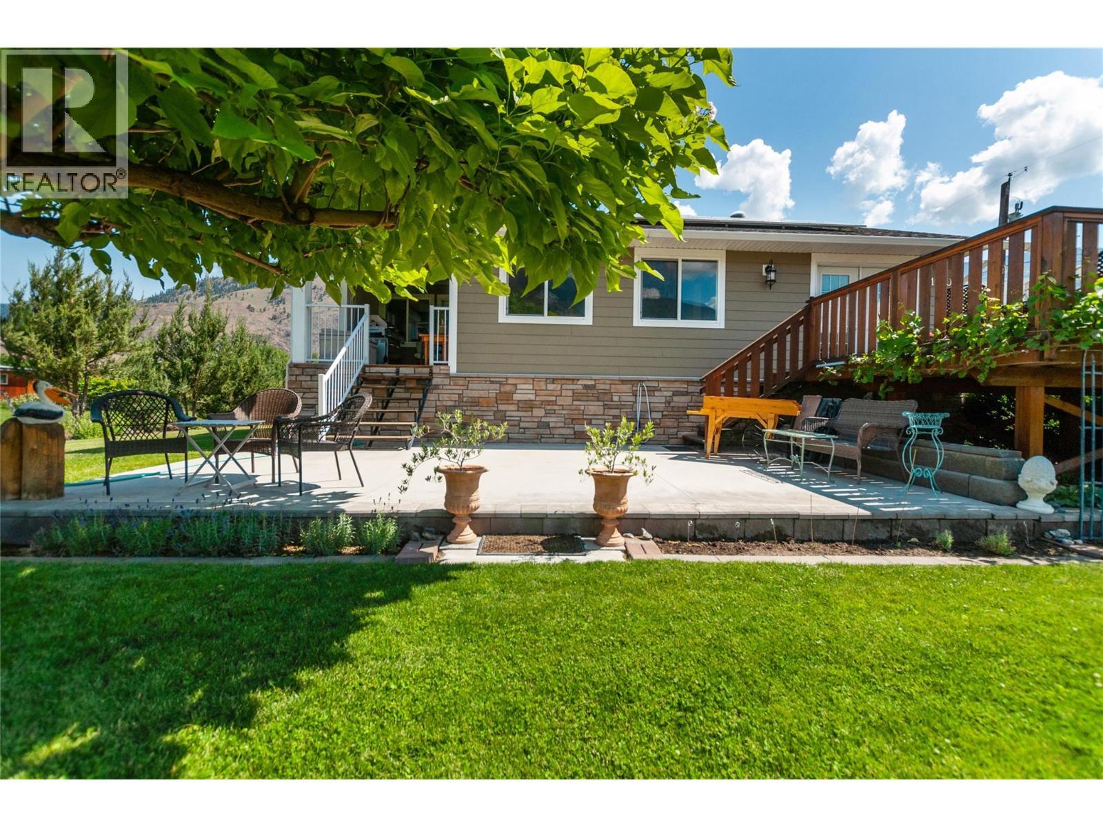 2120 Ritchie Drive, Cawston, BC