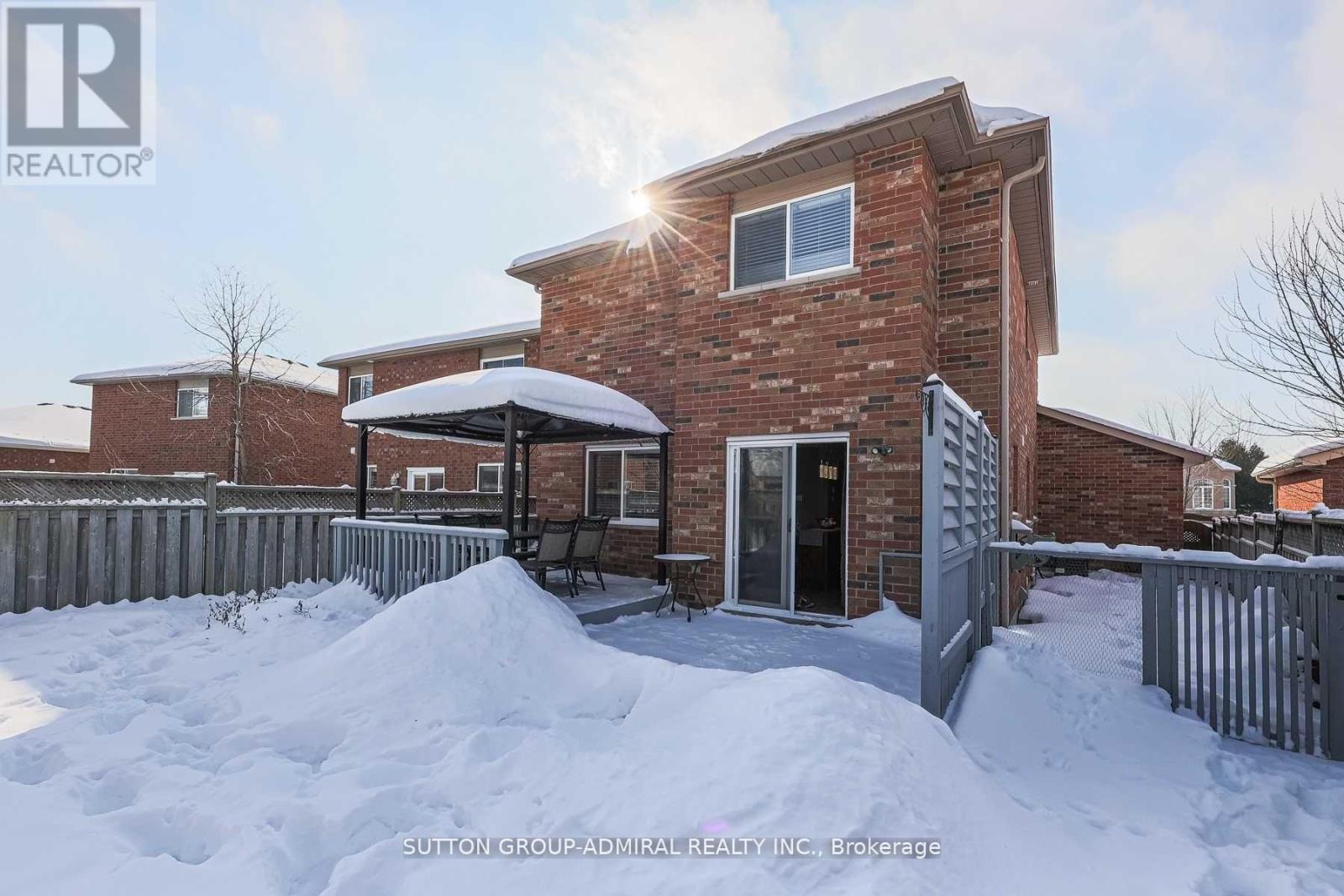 242 Mapleton Avenue, Barrie, ON - Outdoor With Deck Patio Veranda