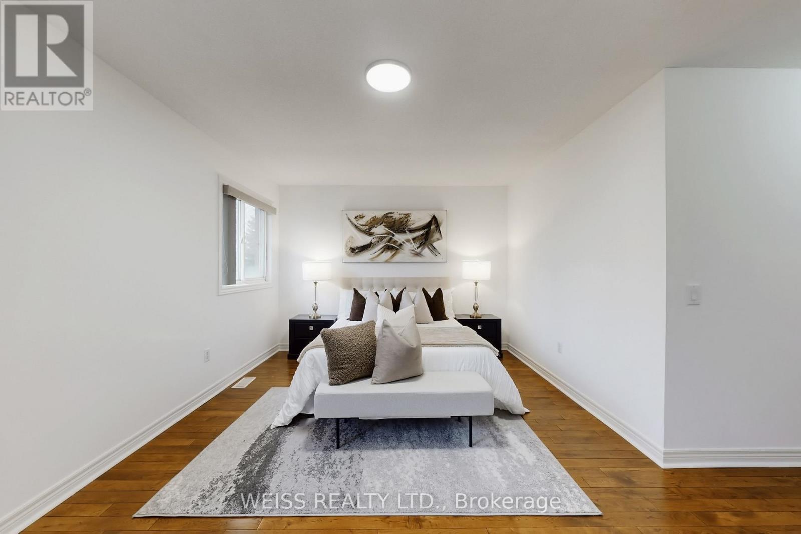 942 Khan Crescent, Mississauga, ON - Indoor Photo Showing Bedroom