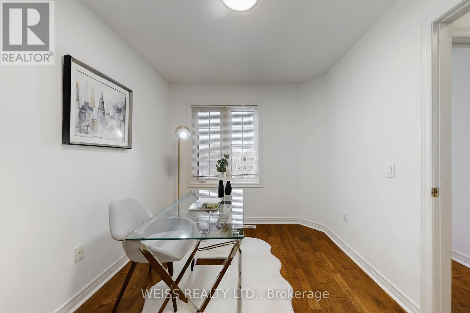942 Khan Crescent, Mississauga, ON - Indoor Photo Showing Dining Room