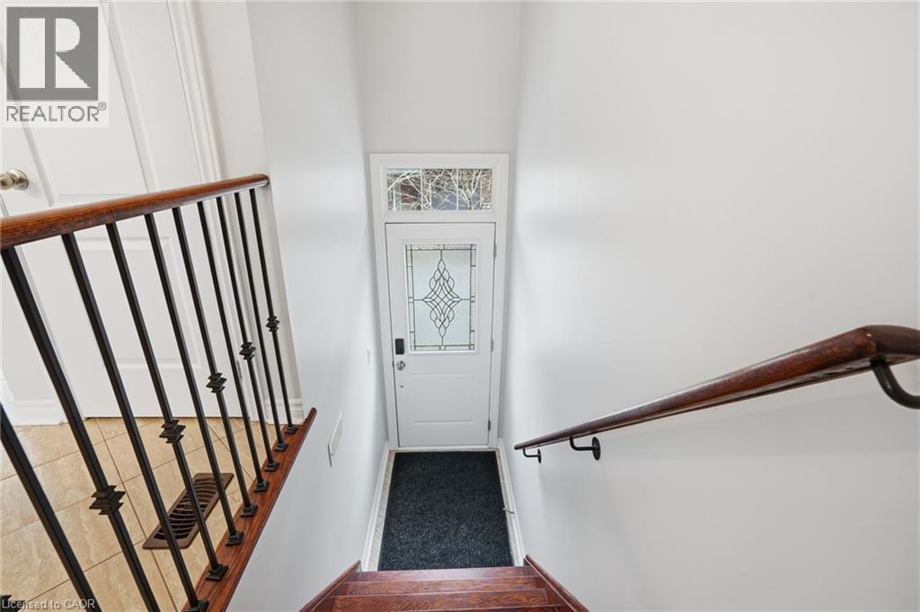 2358 Treversh Common, Burlington, ON - Indoor Photo Showing Other Room