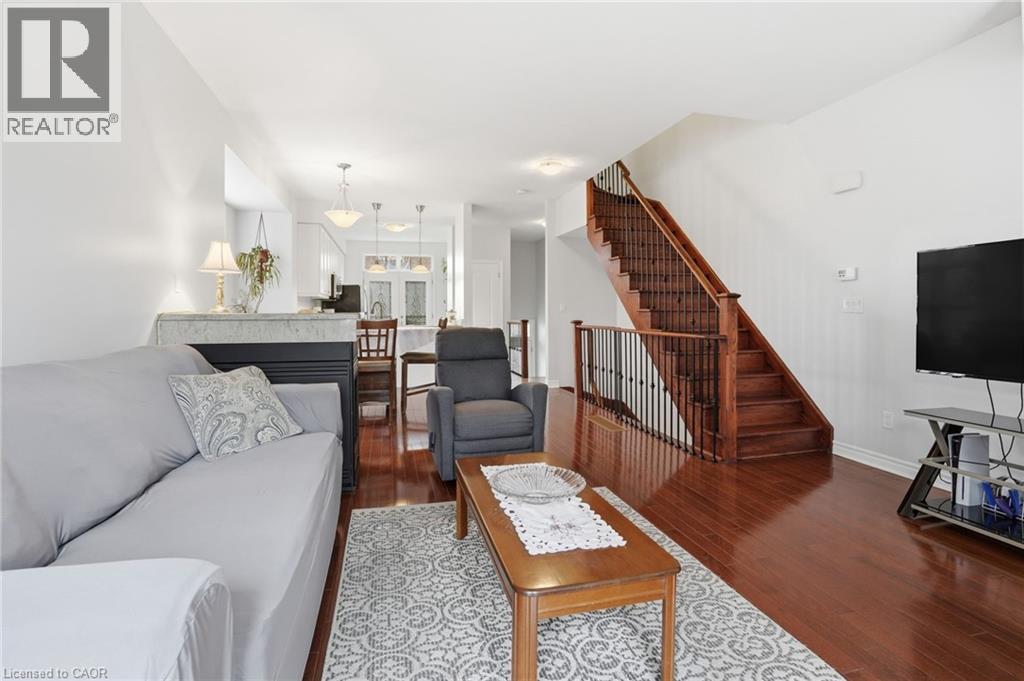 2358 Treversh Common, Burlington, ON - Indoor Photo Showing Living Room