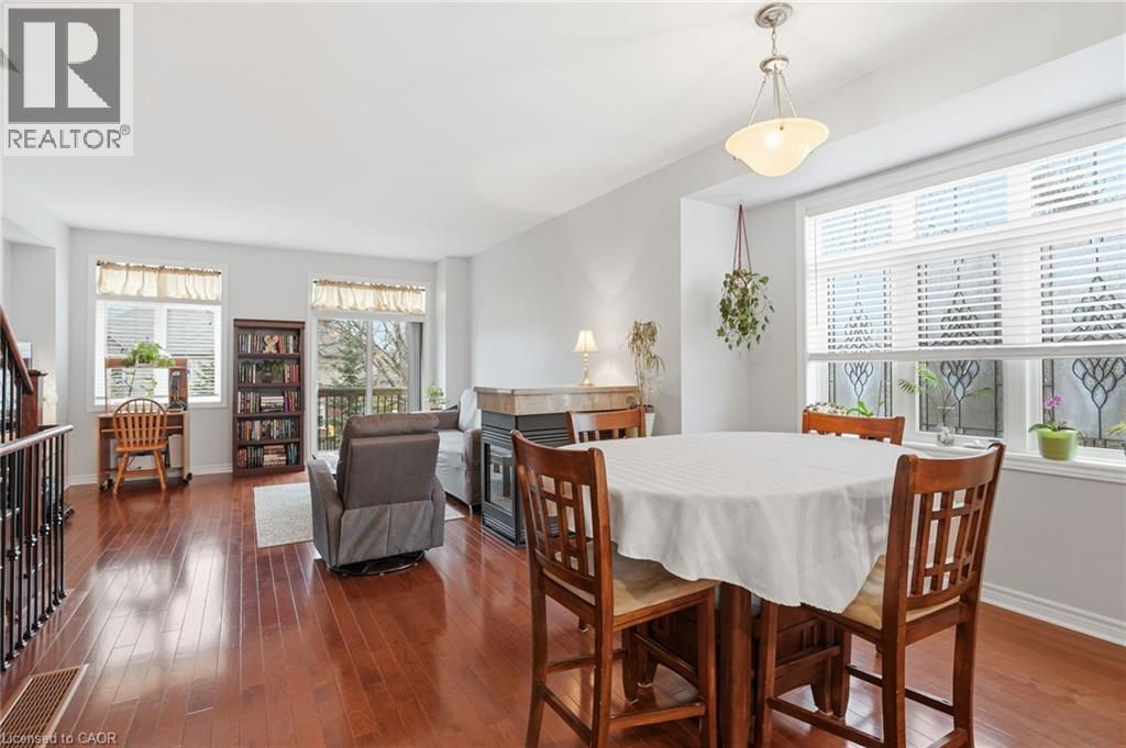 2358 Treversh Common, Burlington, ON - Indoor Photo Showing Dining Room