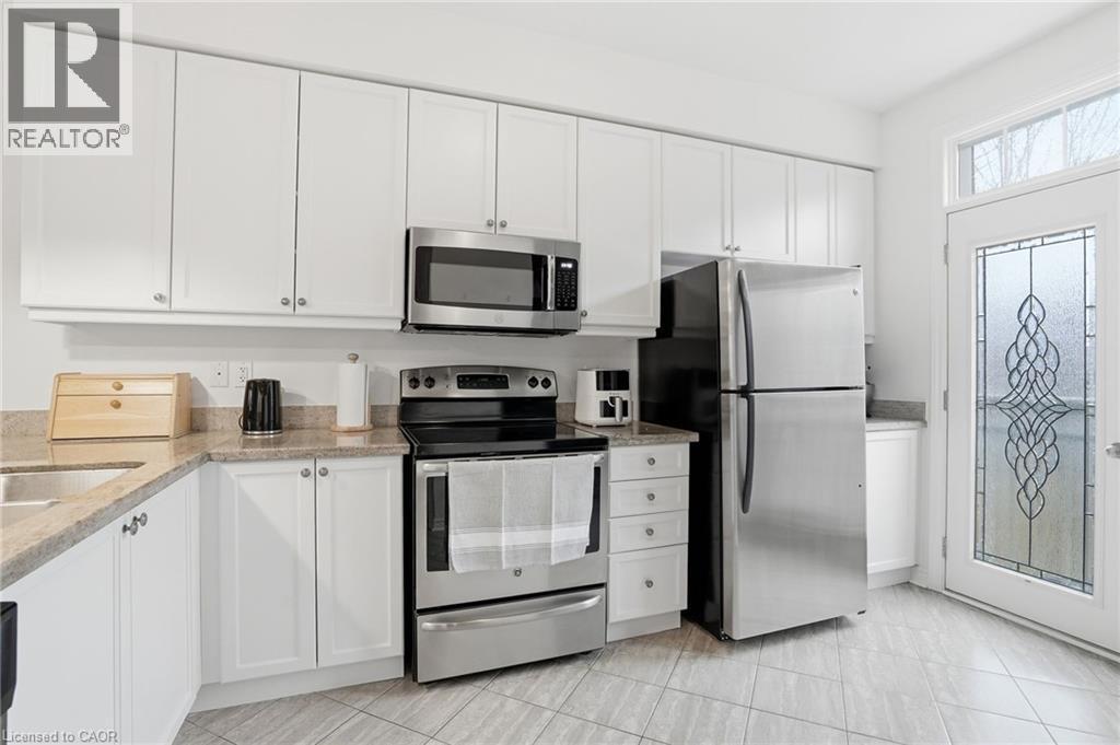2358 Treversh Common, Burlington, ON - Indoor Photo Showing Kitchen