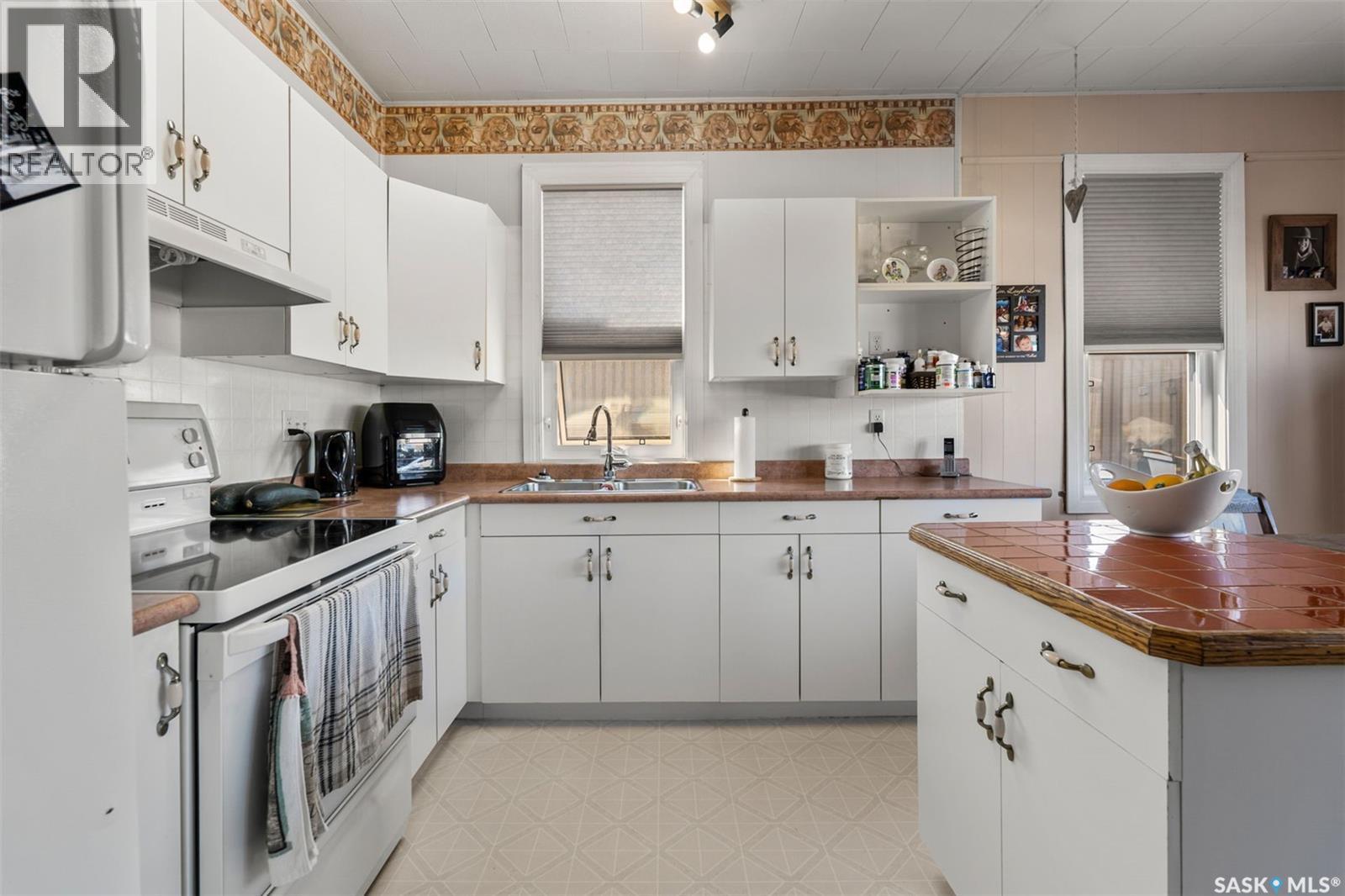 103 Main Street, Watrous, SK