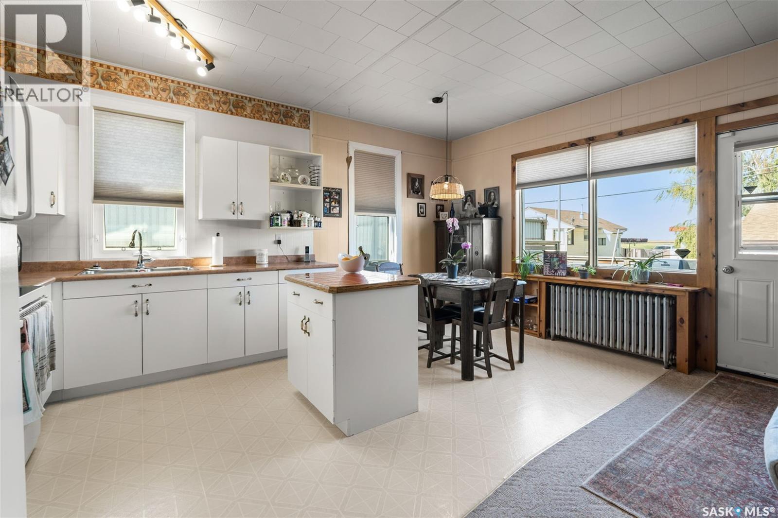 103 Main Street, Watrous, SK