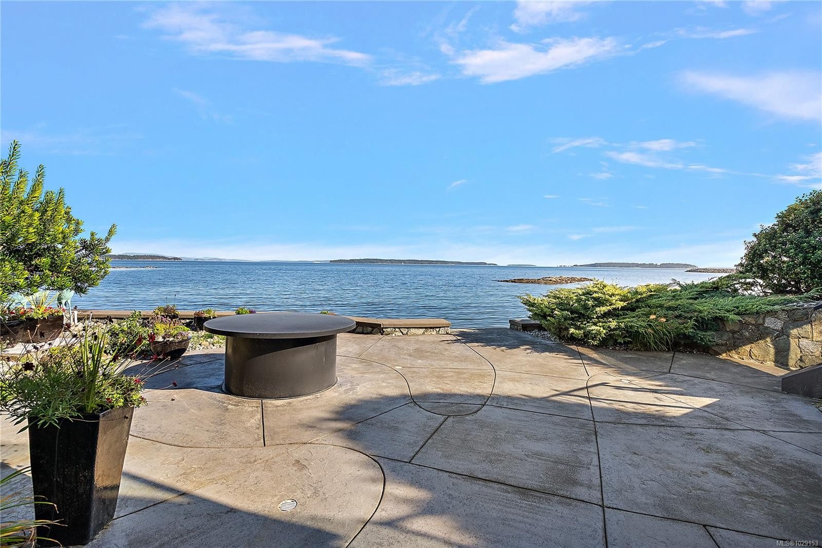 10206 Surfside Pl, Sidney, BC