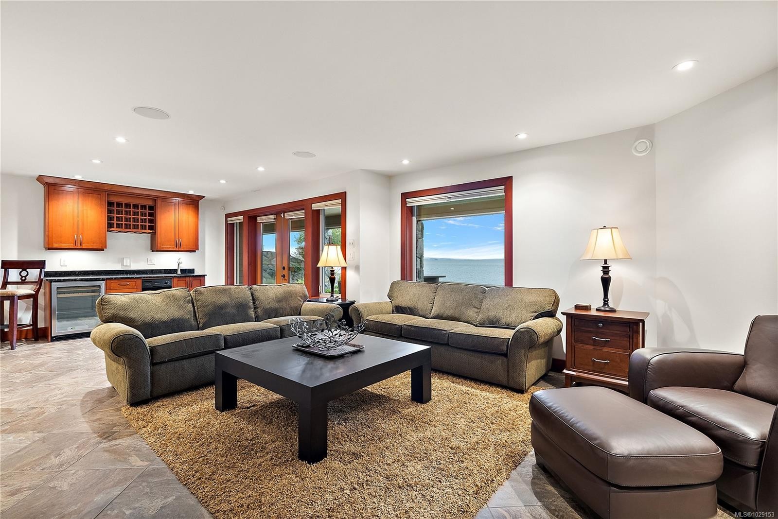 10206 Surfside Pl, Sidney, BC