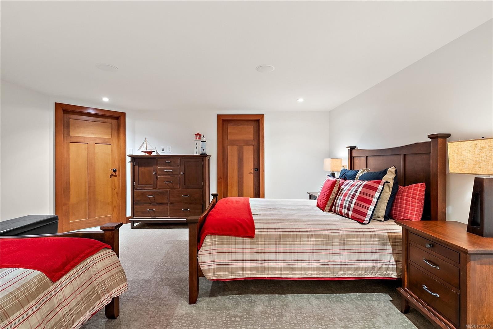 10206 Surfside Pl, Sidney, BC