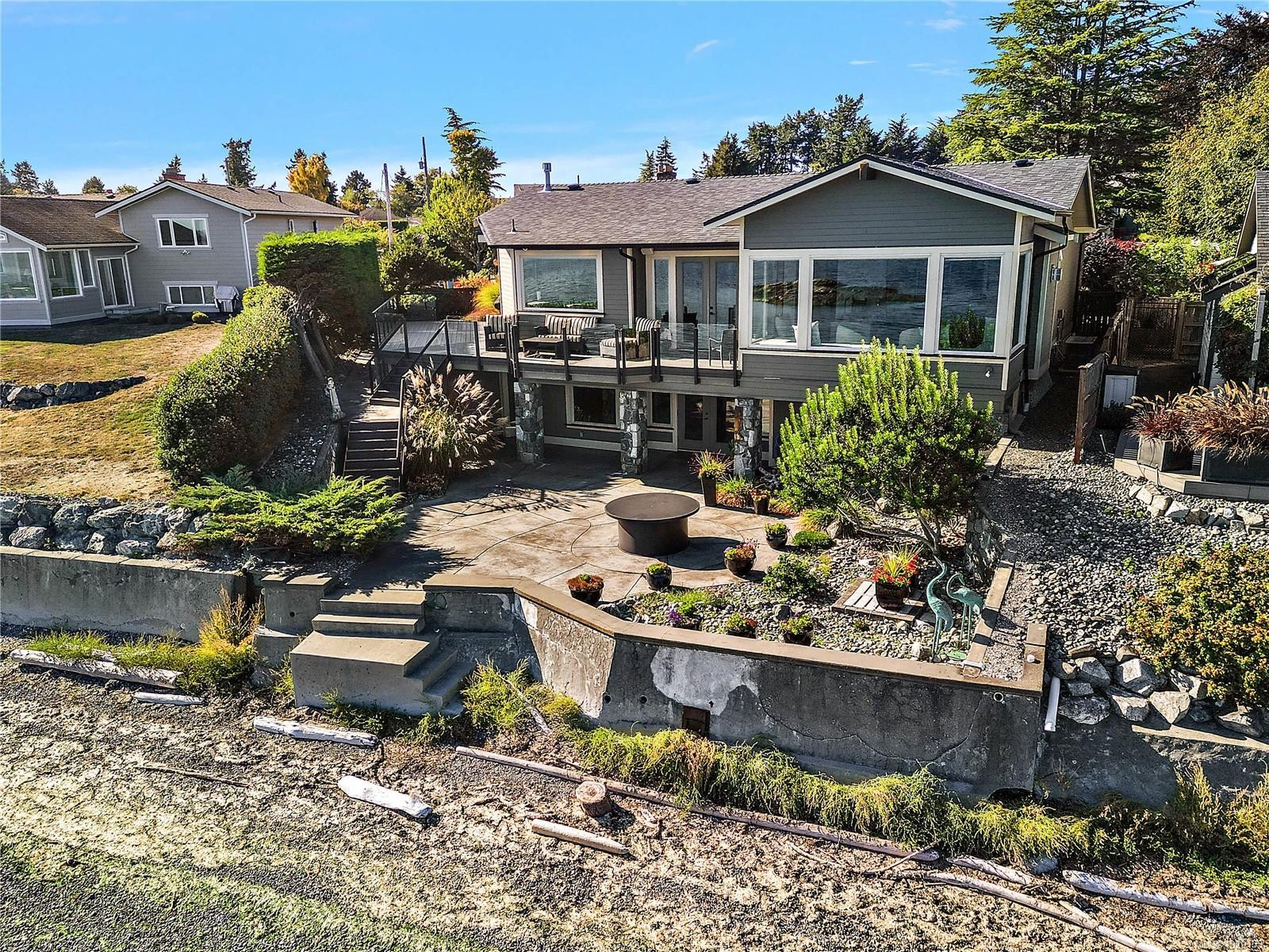 10206 Surfside Pl, Sidney, BC