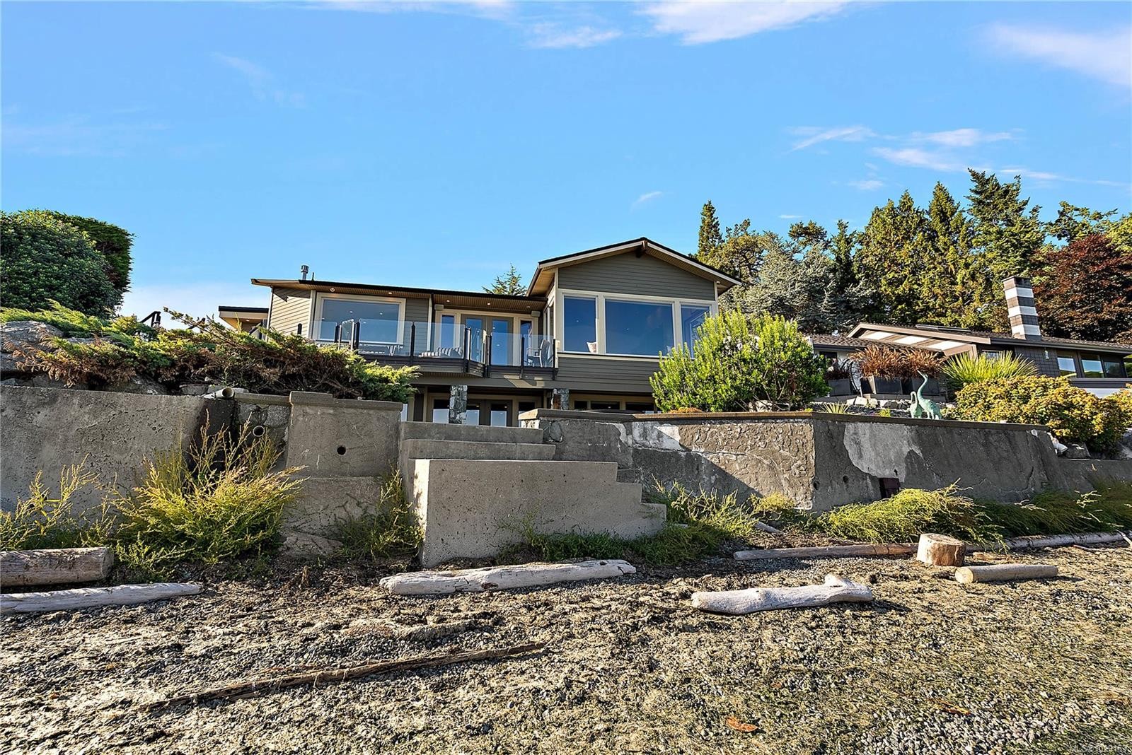 10206 Surfside Pl, Sidney, BC