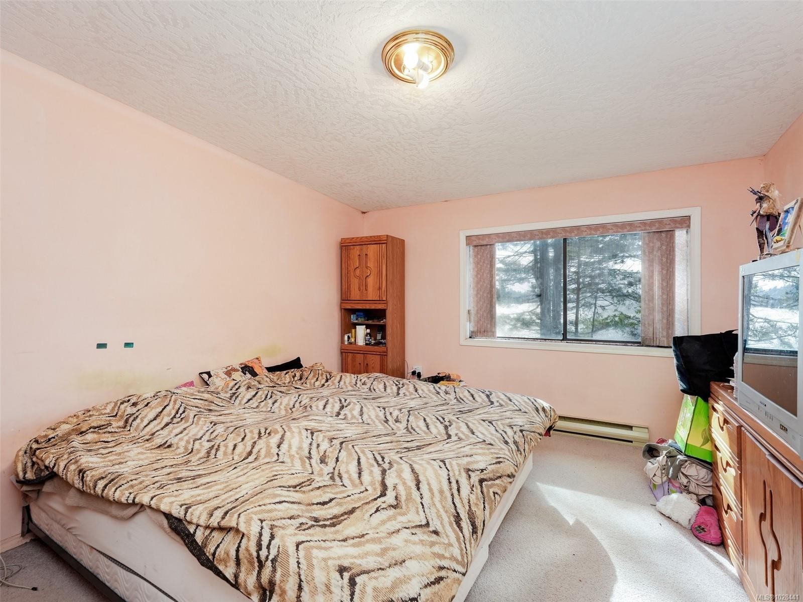 2042 Glenidle Rd, Sooke, BC