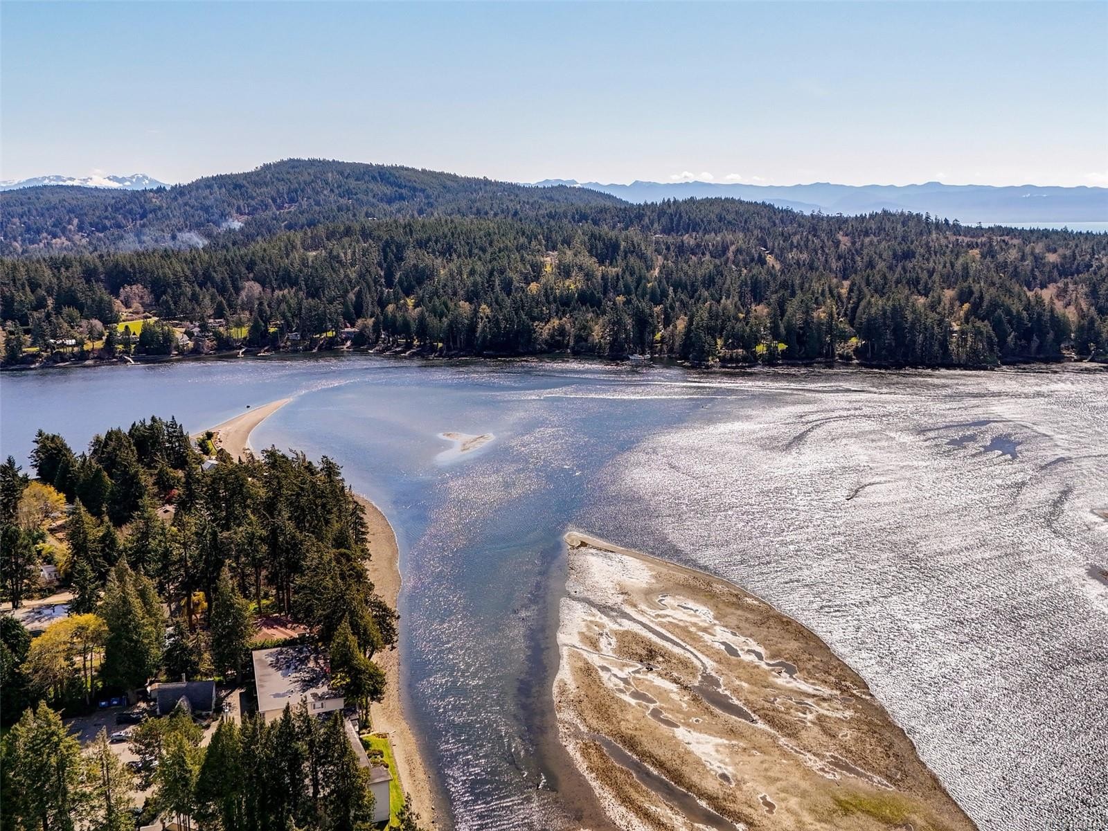 2042 Glenidle Rd, Sooke, BC