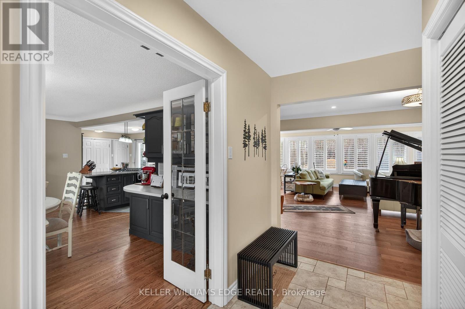 484 11Th Concession Road E, Hamilton, ON - Indoor