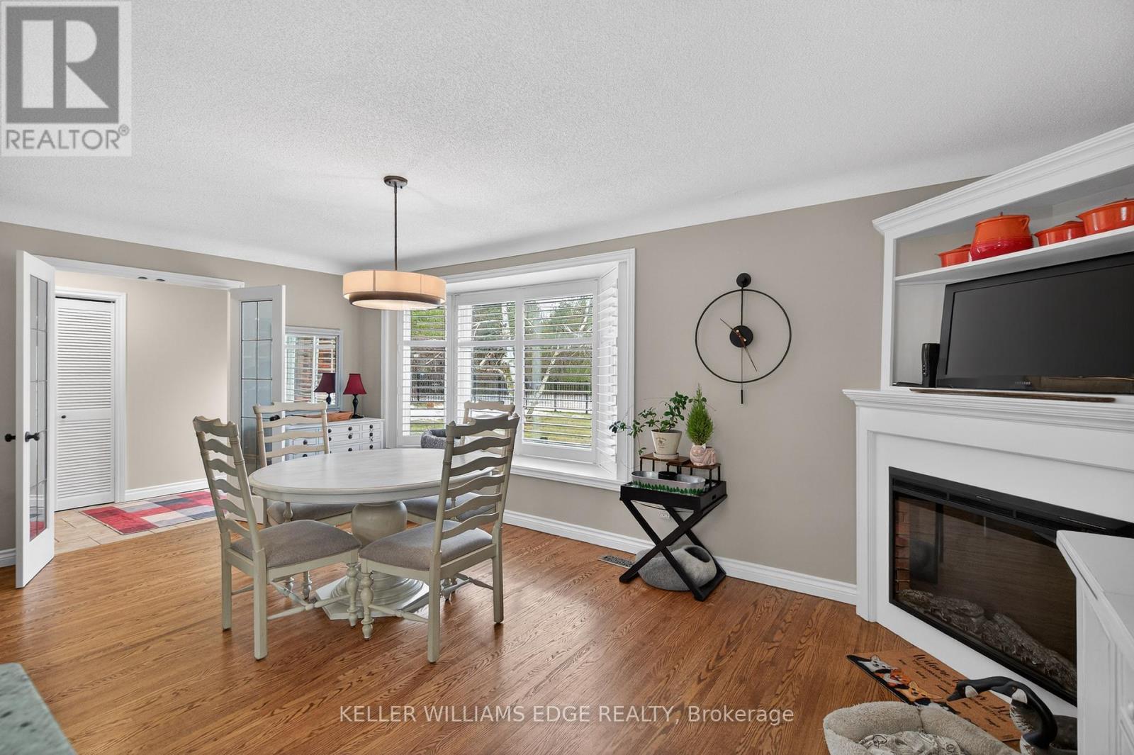 484 11Th Concession Road E, Hamilton, ON - Indoor Photo Showing Other Room