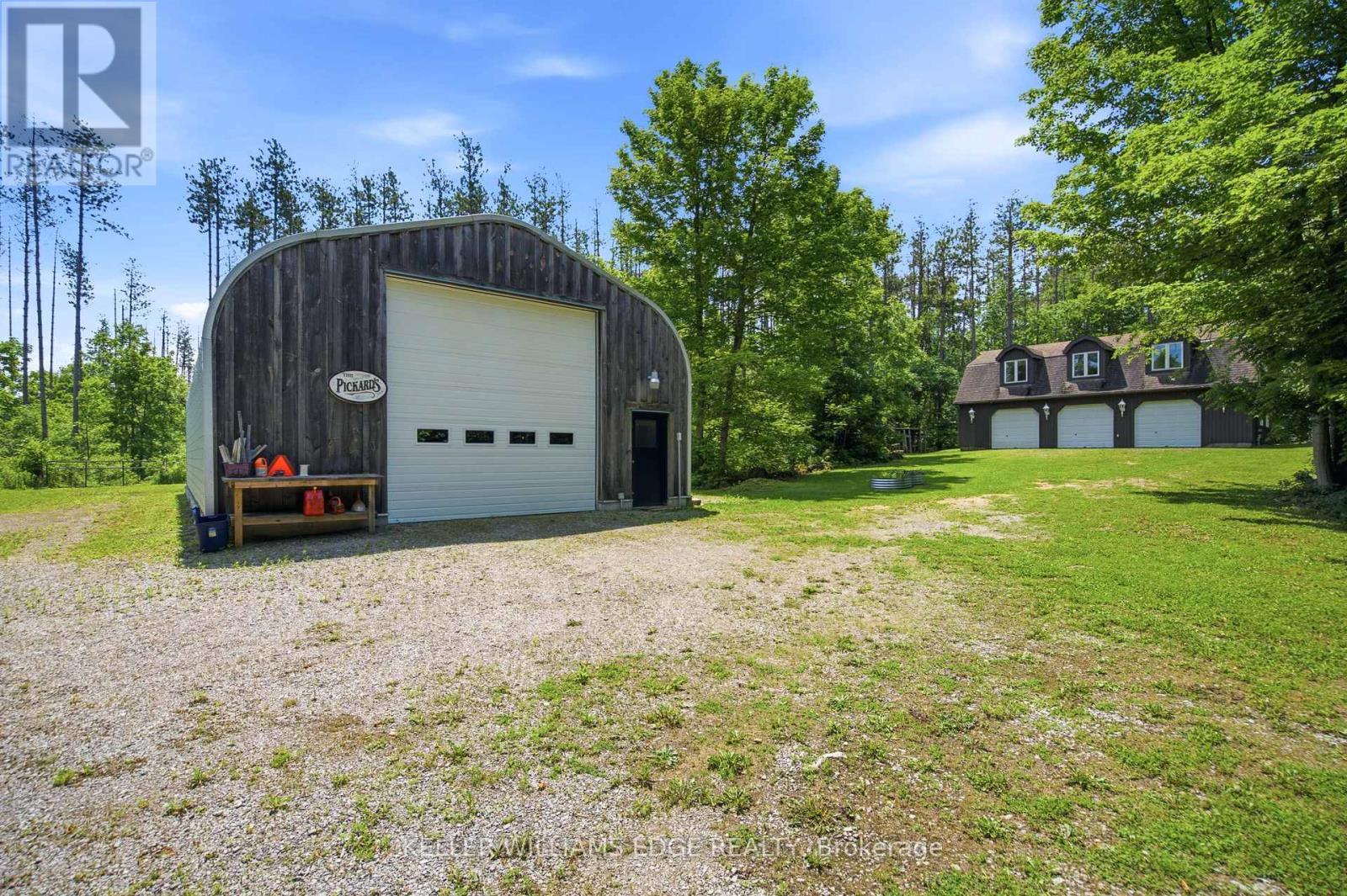 484 11Th Concession Road E, Hamilton, ON - Outdoor