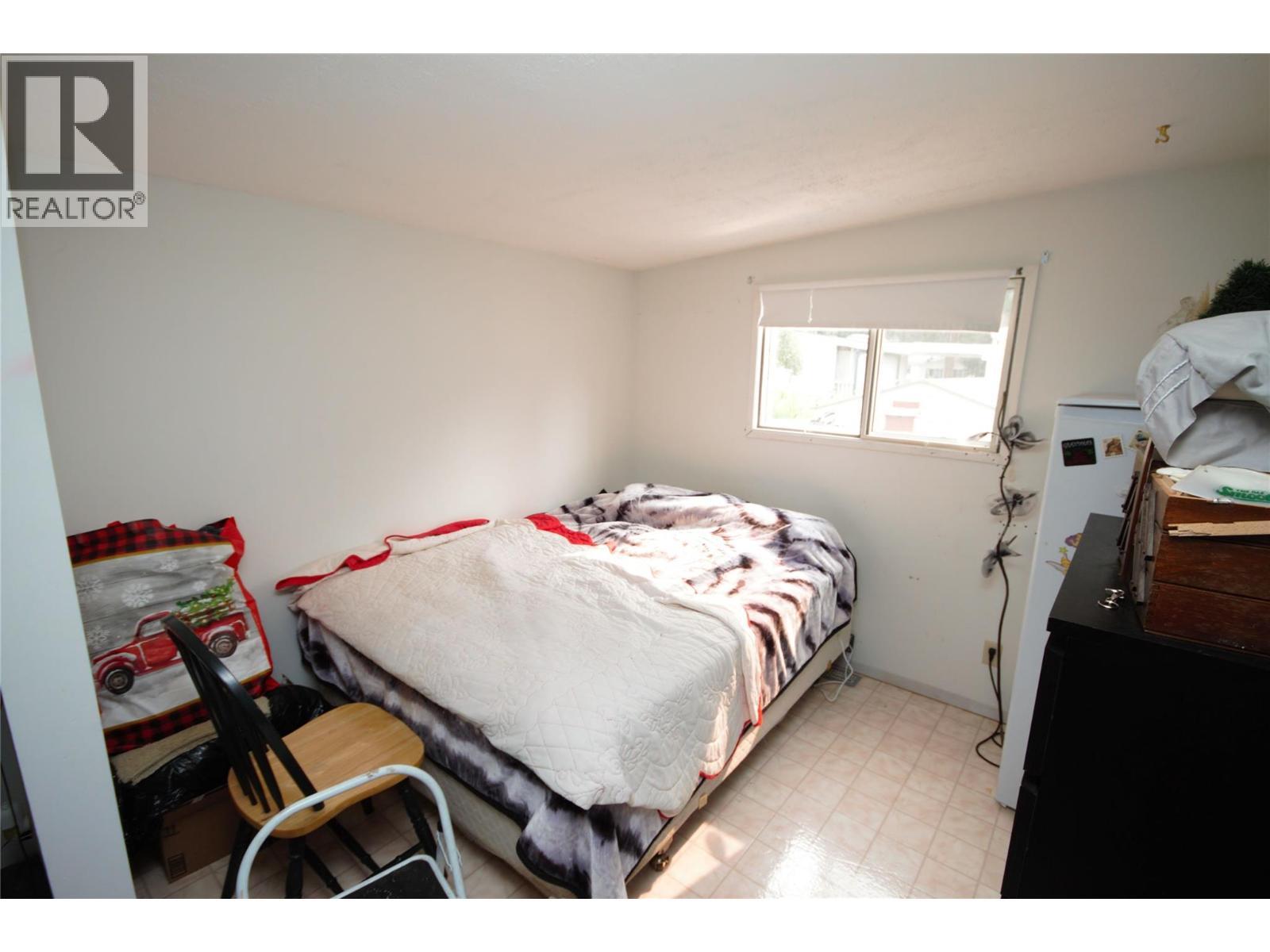 Family Room - 8487 Highway 97 Unit# 49, Oliver, BC