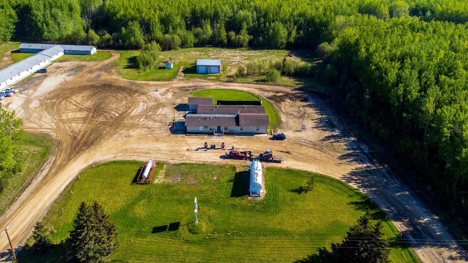 4000 Ab-813, Calling Lake, AB