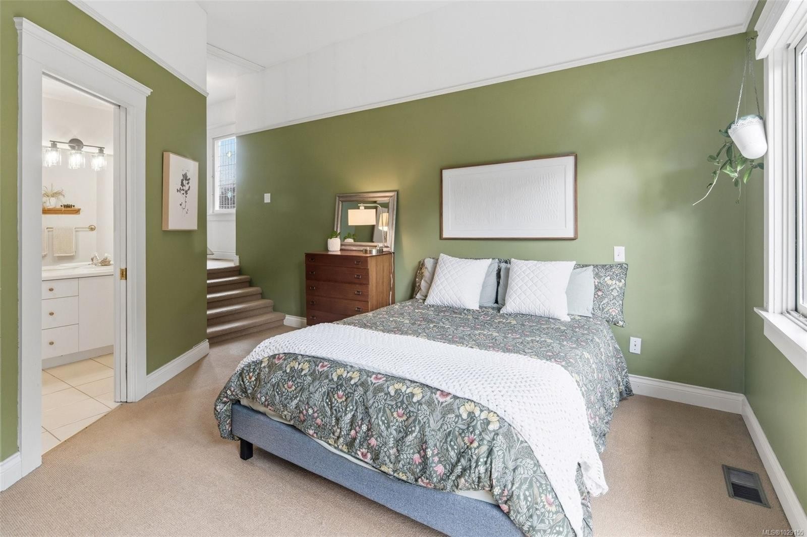 2353 Windsor Rd, Oak Bay, BC