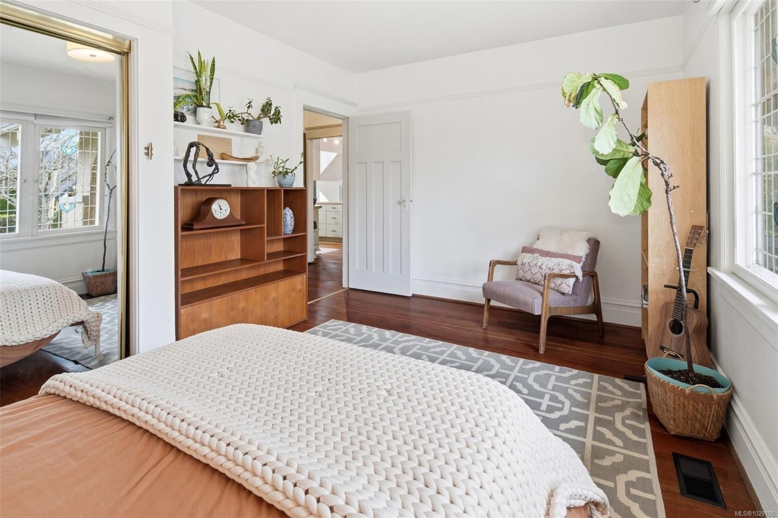 2353 Windsor Rd, Oak Bay, BC