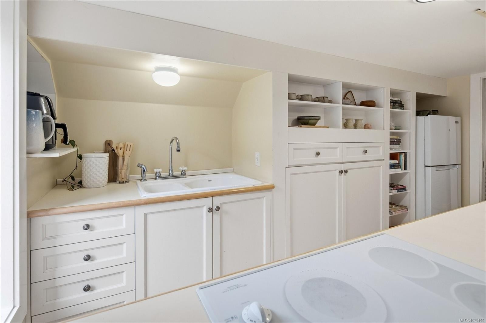 2353 Windsor Rd, Oak Bay, BC