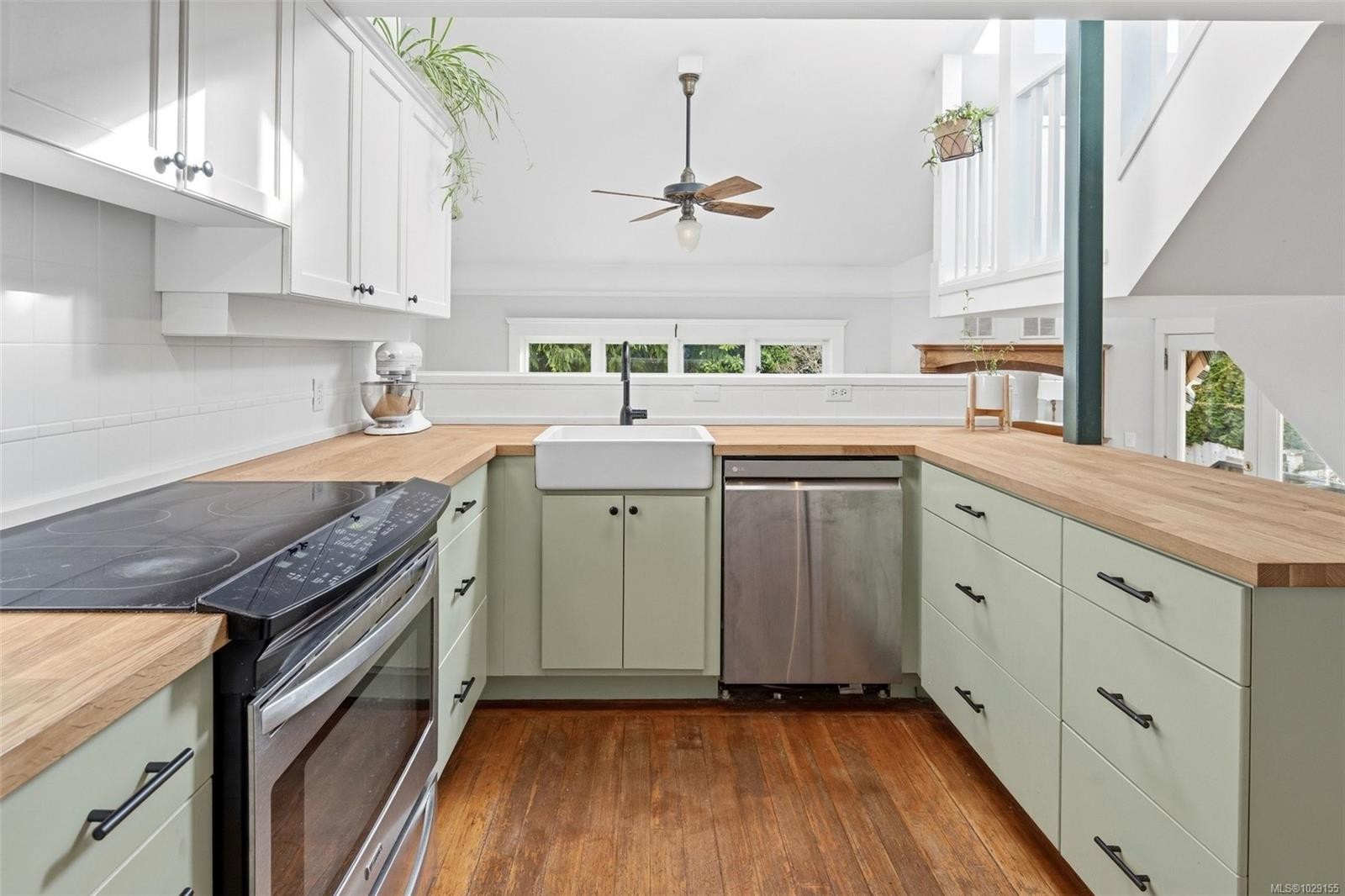 2353 Windsor Rd, Oak Bay, BC