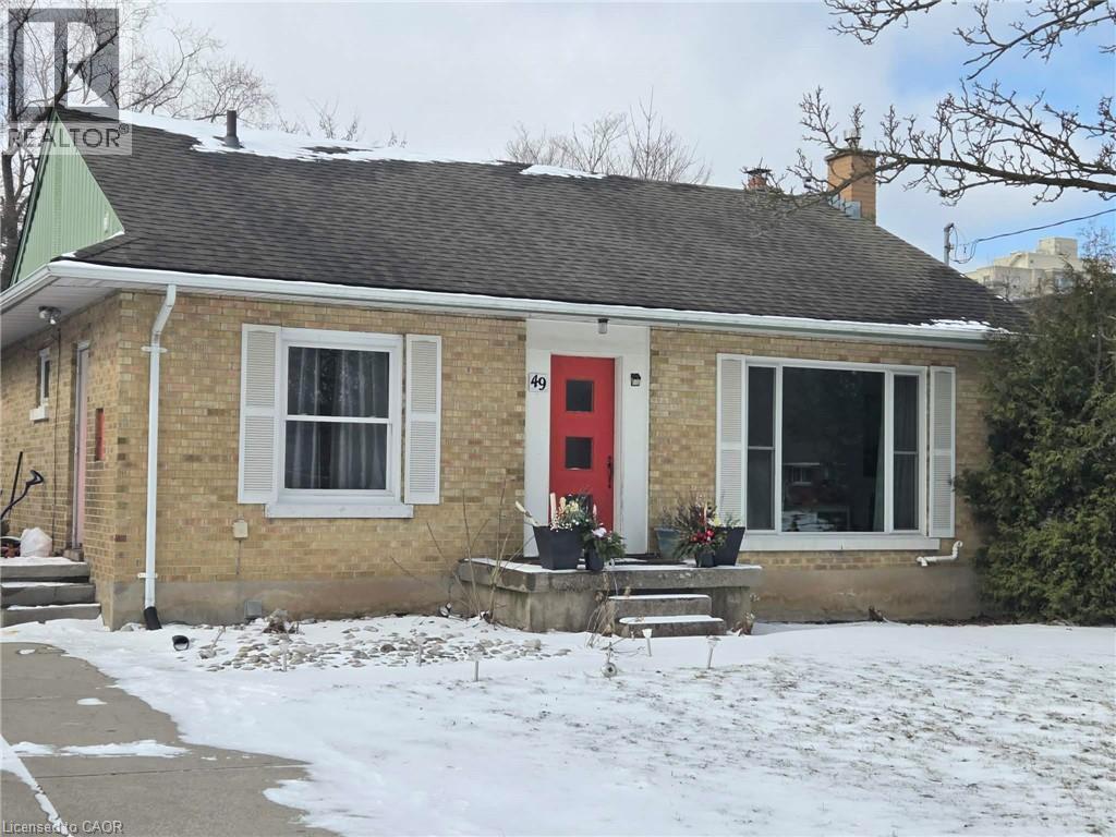 49 Dietz Avenue S, Waterloo, ON - Outdoor