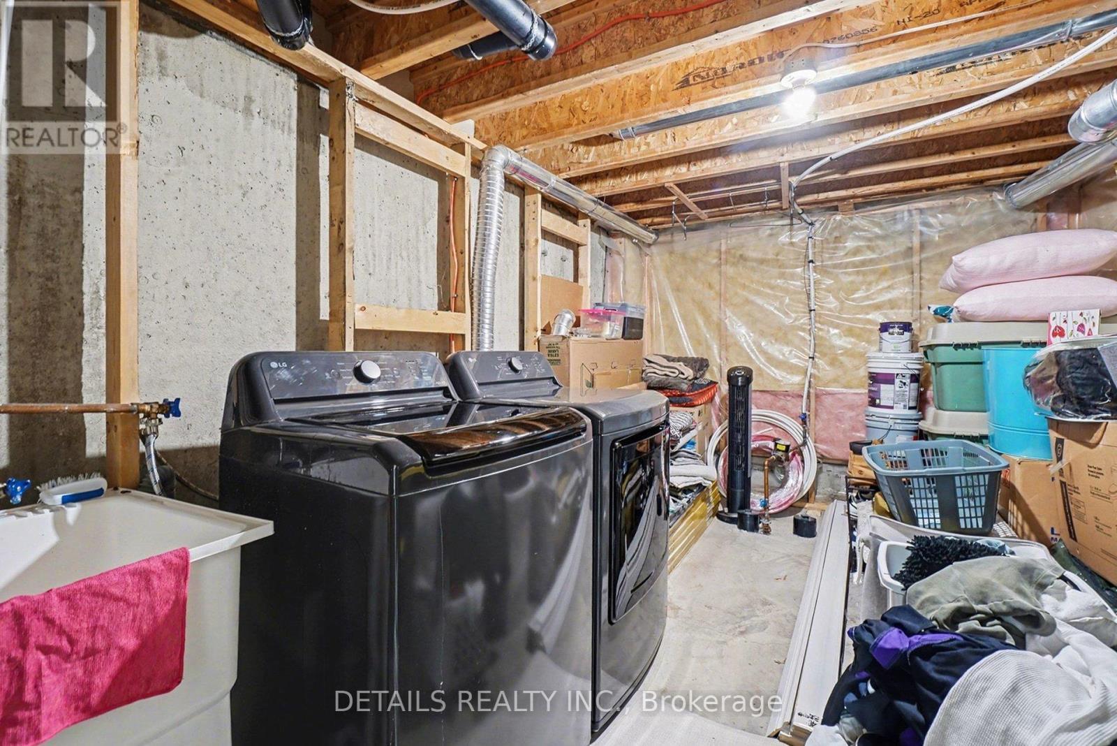 112 Whispering Winds Way, Ottawa, ON - Indoor