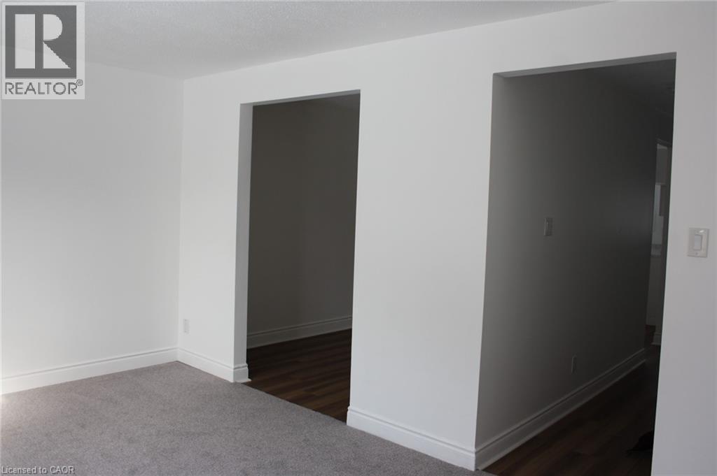 144 Sekura Crescent, Cambridge, ON - Indoor Photo Showing Other Room