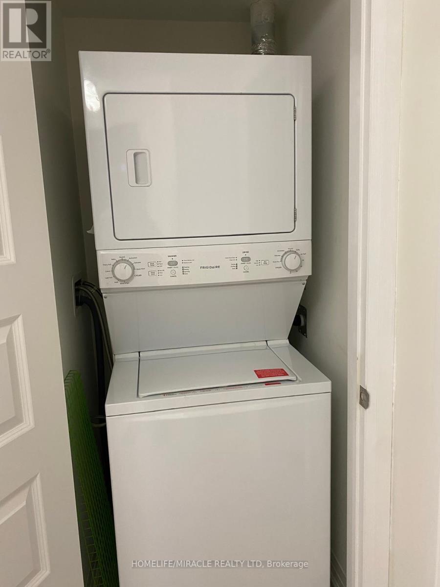 501 - 2 Adam Sellers Street, Markham, ON - Indoor Photo Showing Laundry Room