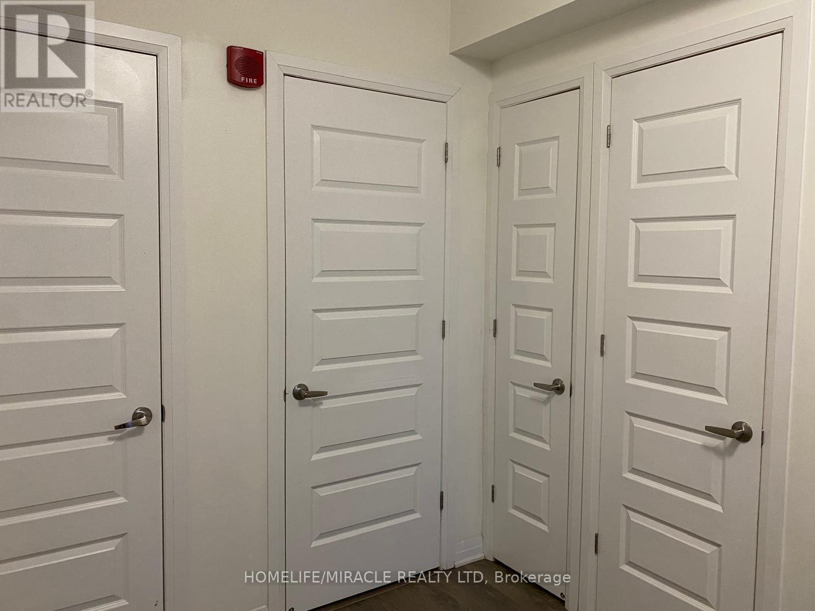 501 - 2 Adam Sellers Street, Markham, ON - Indoor Photo Showing Other Room