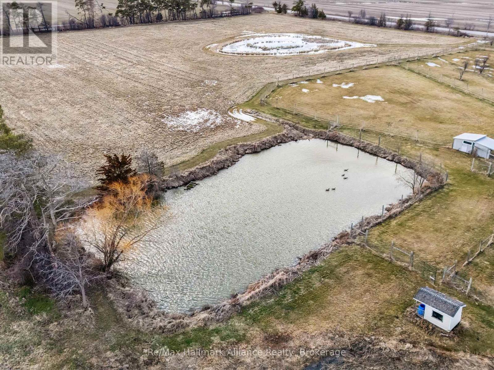 232 Eighth Road E, Hamilton, ON