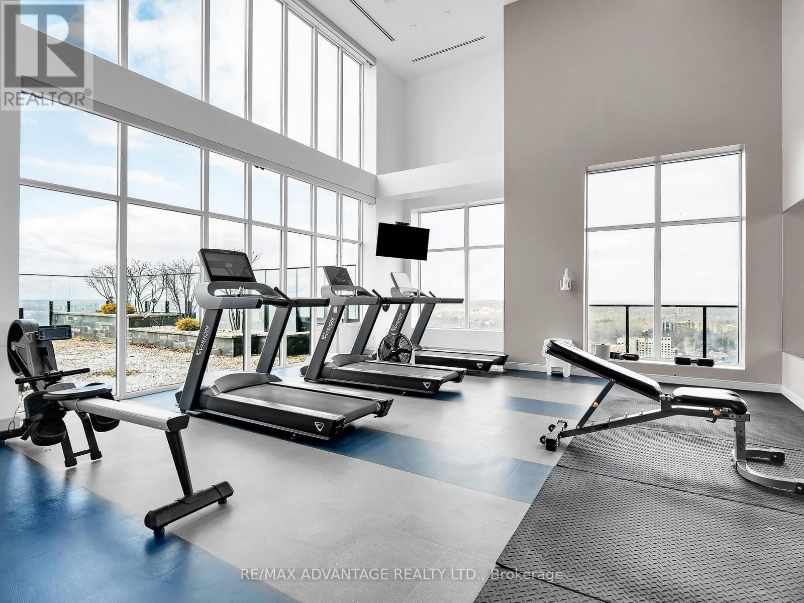 2701 - 505 Talbot Street, London East (East F), ON - Indoor Photo Showing Gym Room