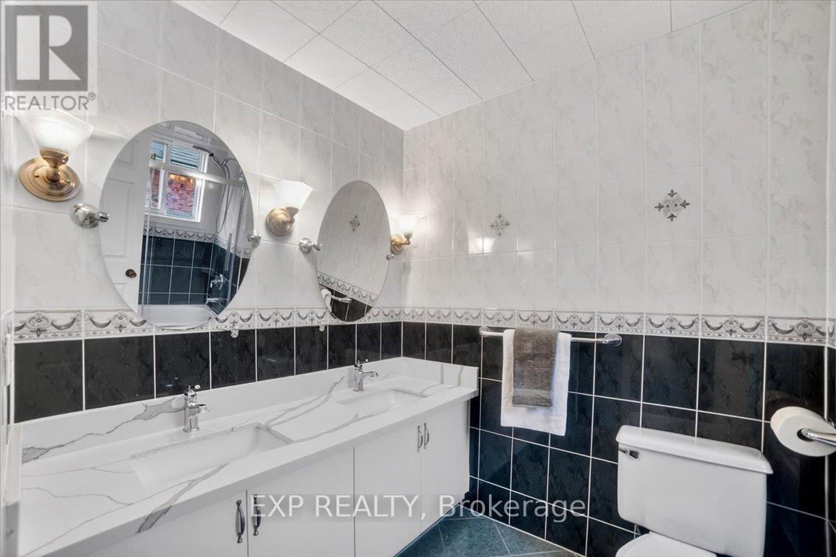 4 pc - master ensuite- second floor - 3440 Redmond Road, Mississauga, ON - Indoor Photo Showing Bathroom