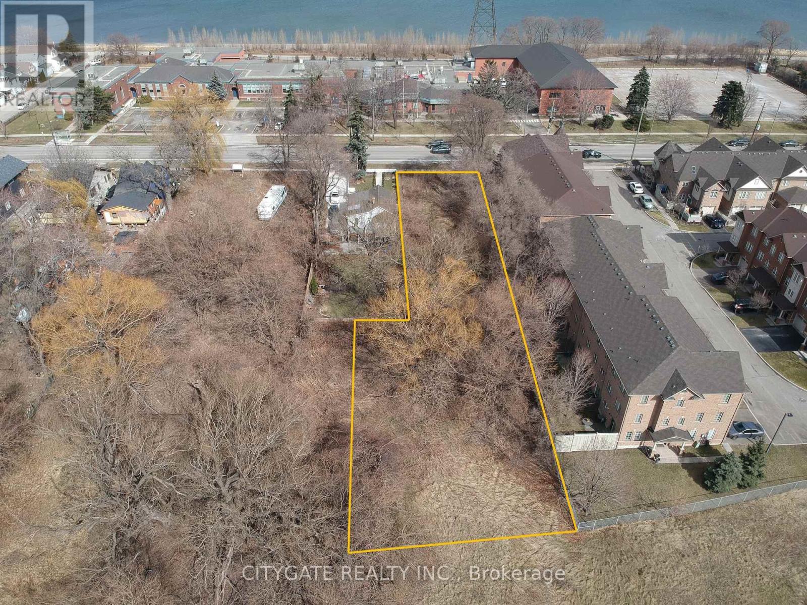480 Beach Boulevard, Hamilton, ON