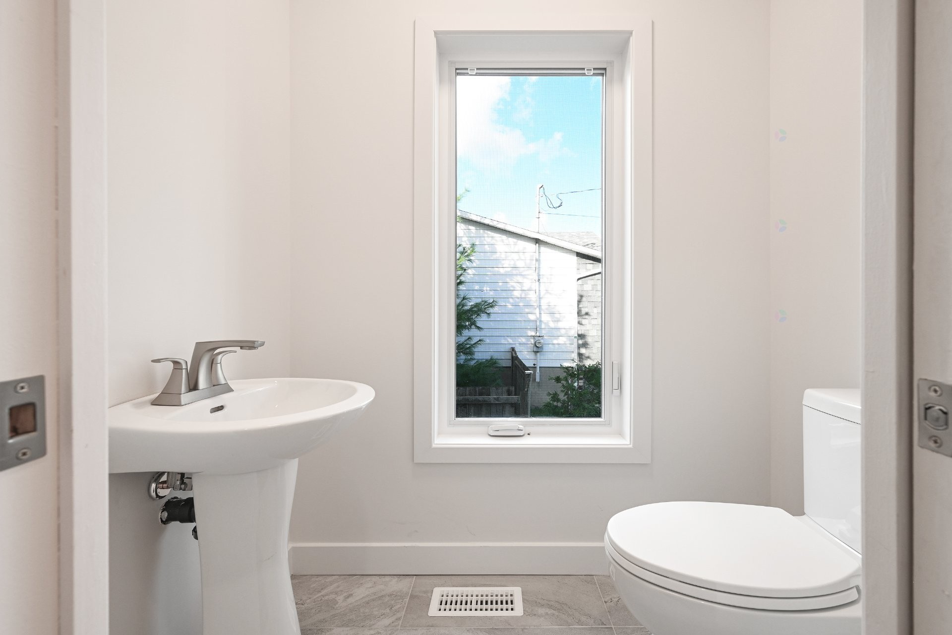 Other - 3940 Rue Adélaïde, Longueuil (Saint-Hubert), QC - Indoor Photo Showing Bathroom