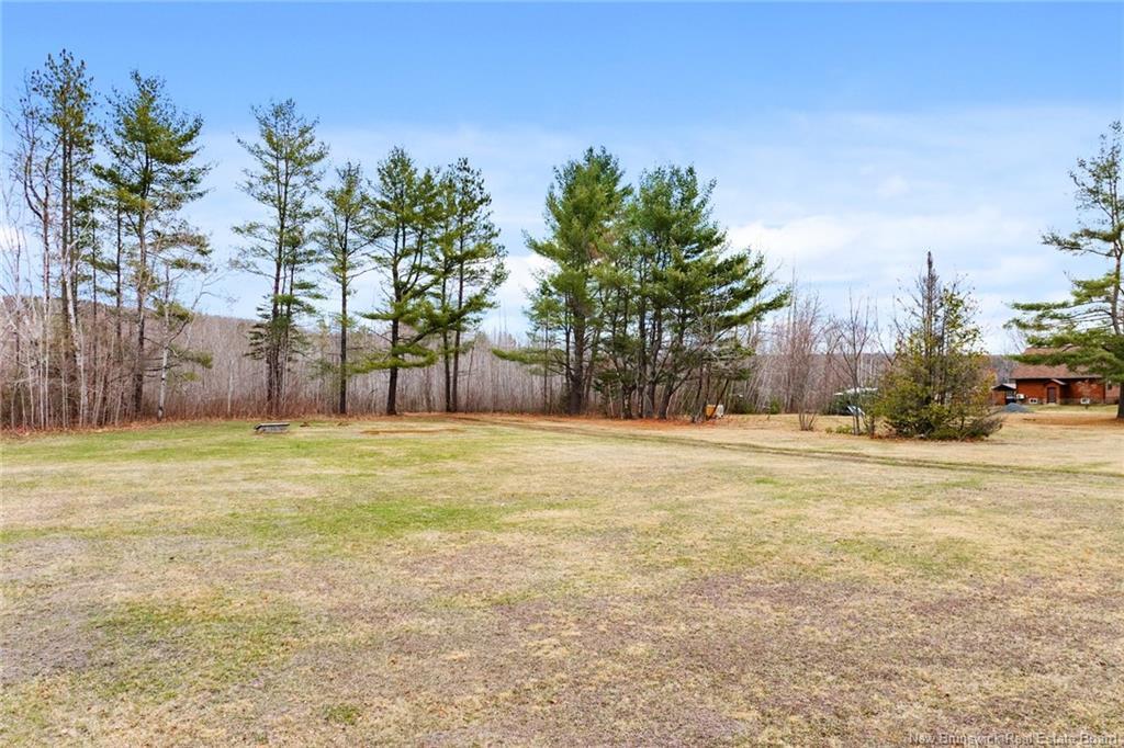 1832 Route 105, Southampton, NB