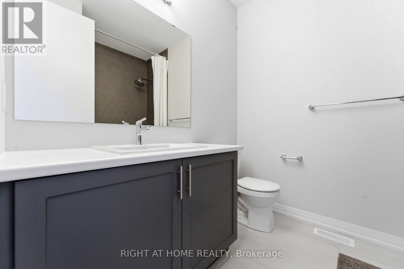 643 Terrier Circle, Ottawa, ON - Indoor Photo Showing Bathroom