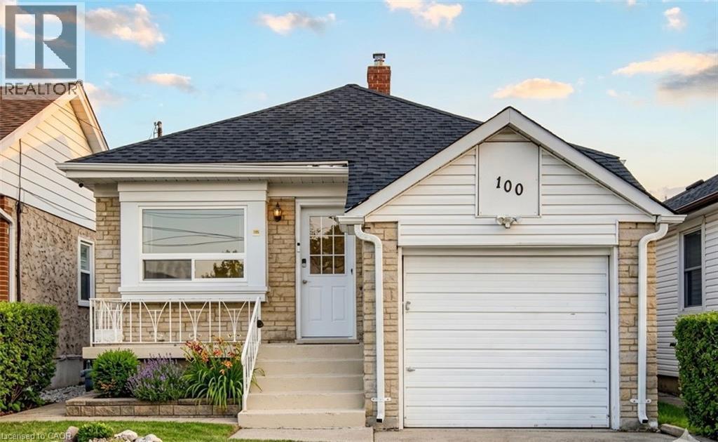 100 Reid Avenue S, Hamilton, ON - Outdoor