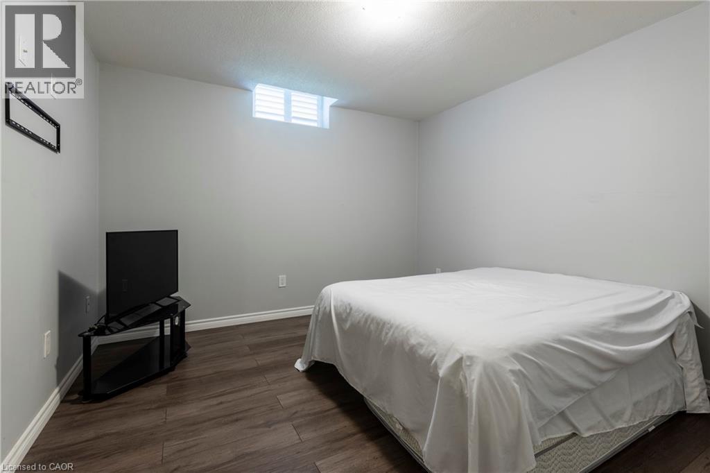 6 Bluenose Drive, Port Dover, ON - Indoor Photo Showing Bedroom