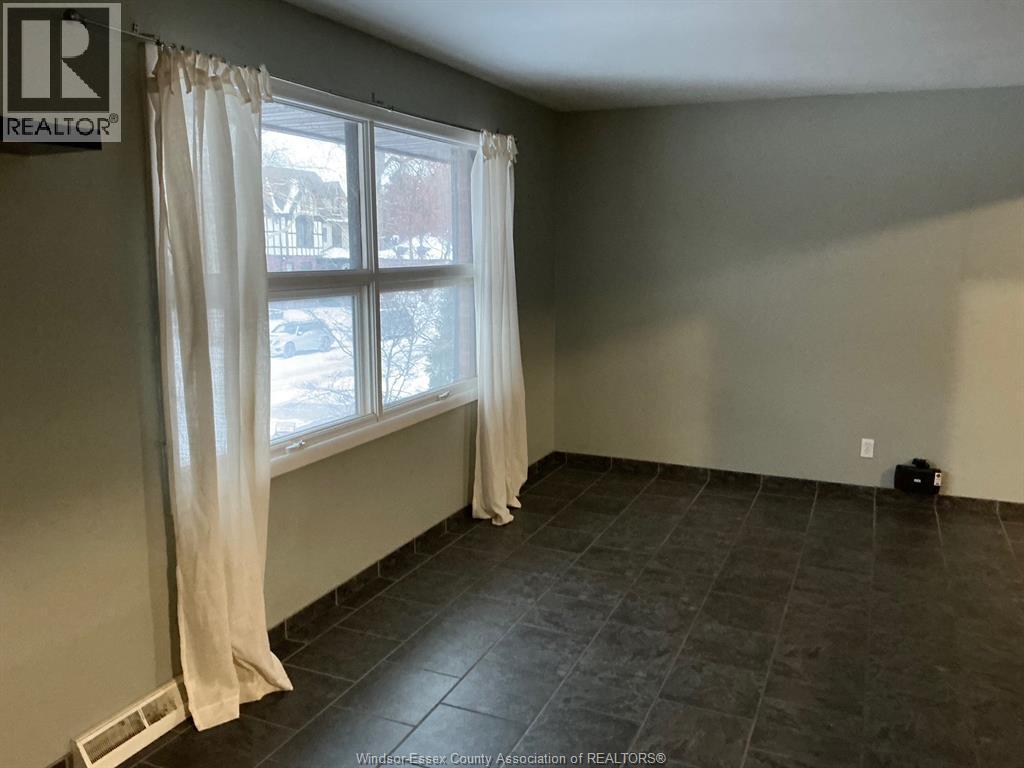 721 Devonshire, Windsor, ON - Indoor Photo Showing Other Room