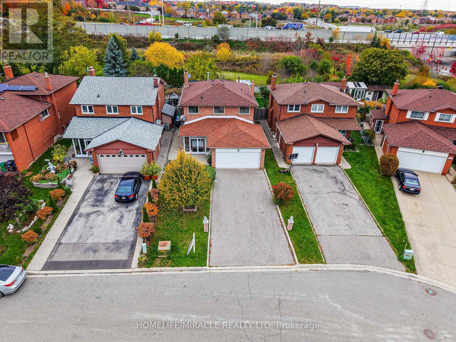 4343 Alta Court, Mississauga, ON - Outdoor With Facade